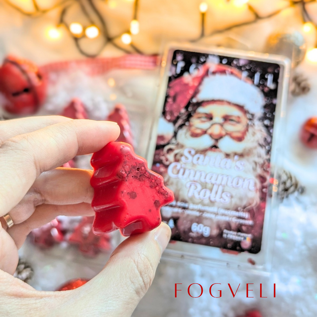 Ceară parfumată Santa's Cinnamon Rolls 🎅 - Scorțișoară, Vanilie, Zahăr pudră, Cuișoare 60g